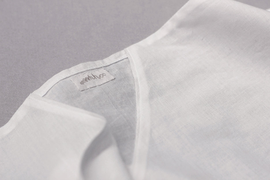 Single Layer Classic White Baby Jhabla Wrap