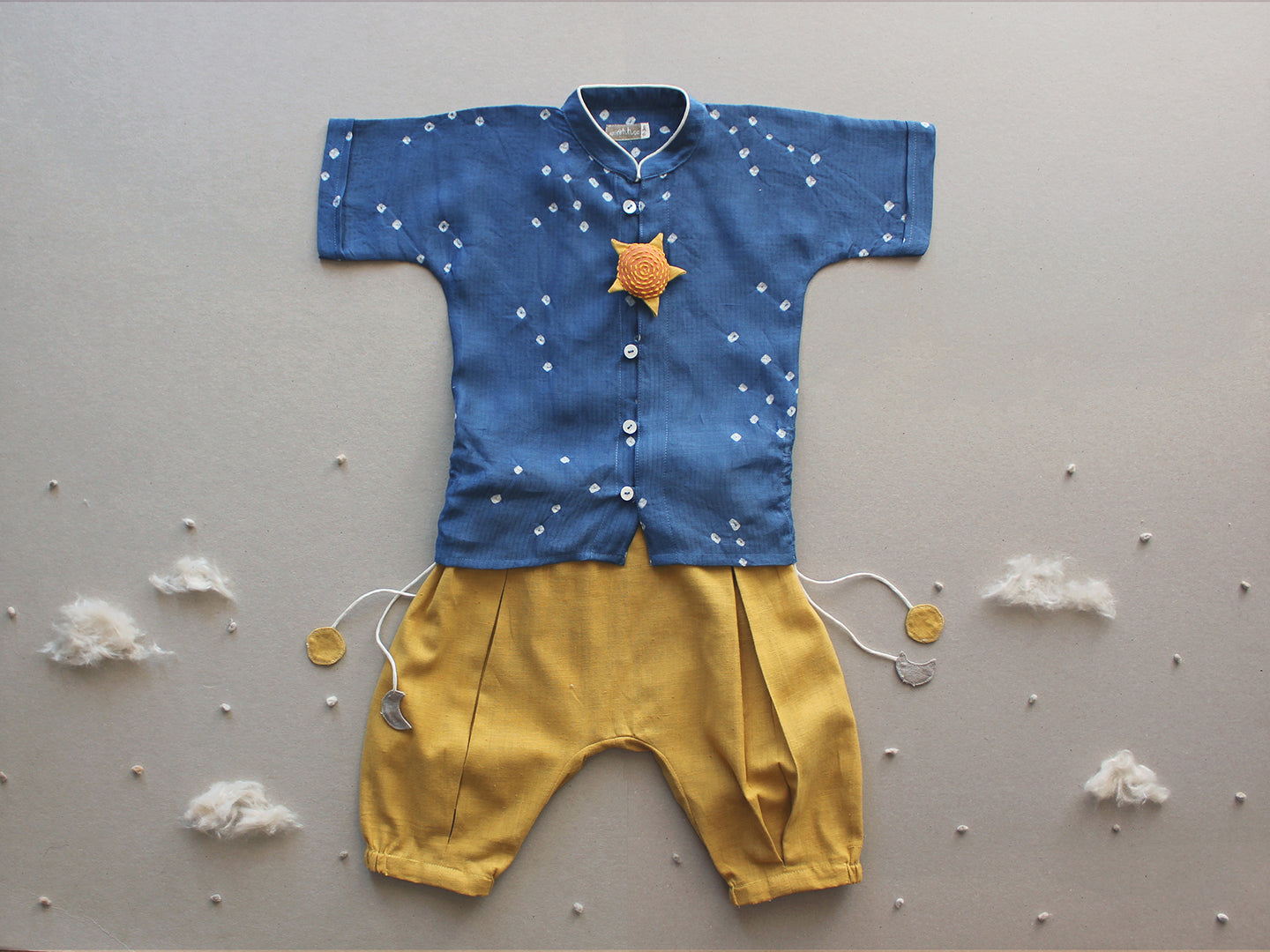 Aagghhoo_blueshirtpantset_1.jpg
