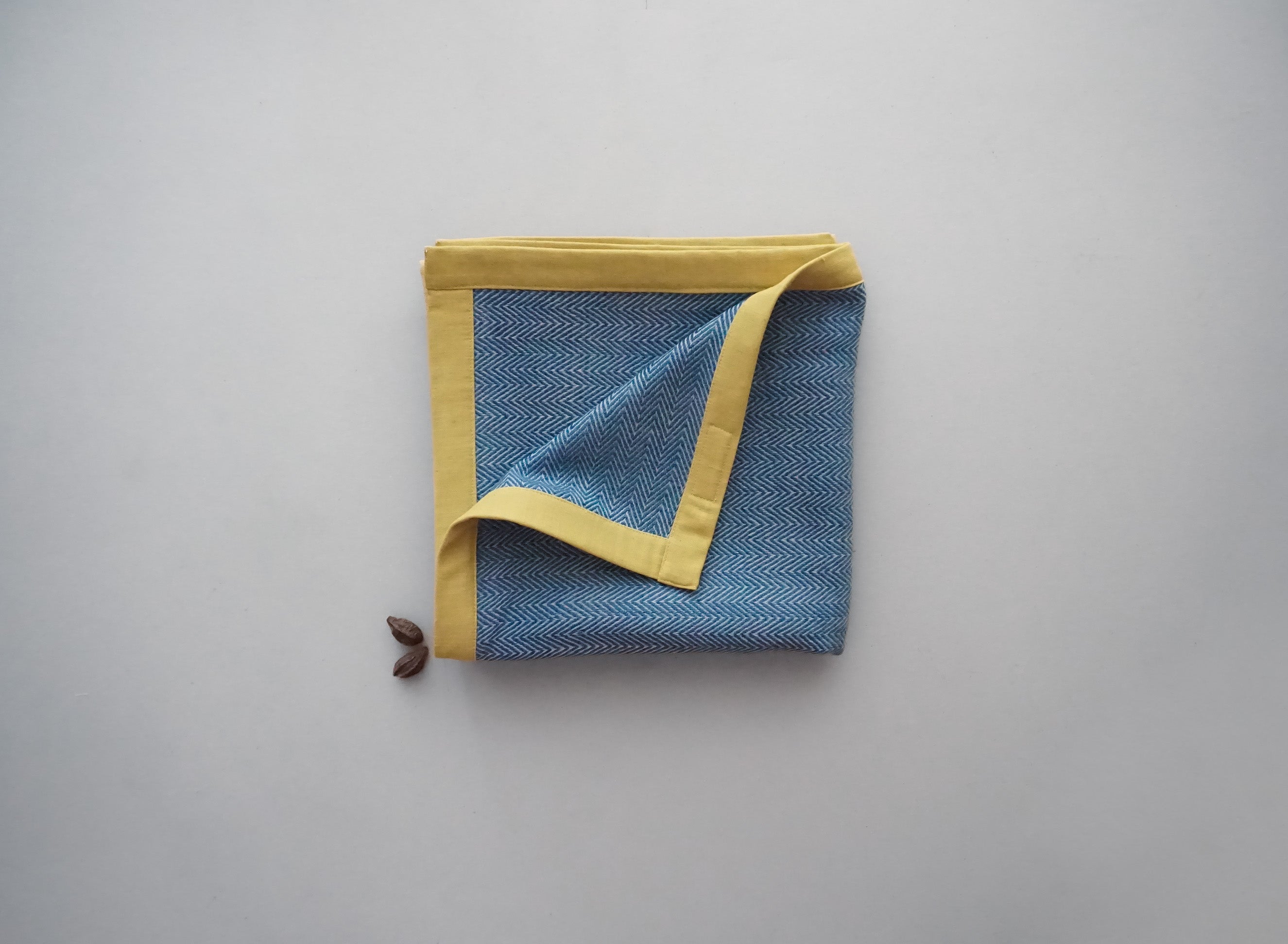 Vintage Sheep Wool Baby Blanket - Indigo Blue & Off White