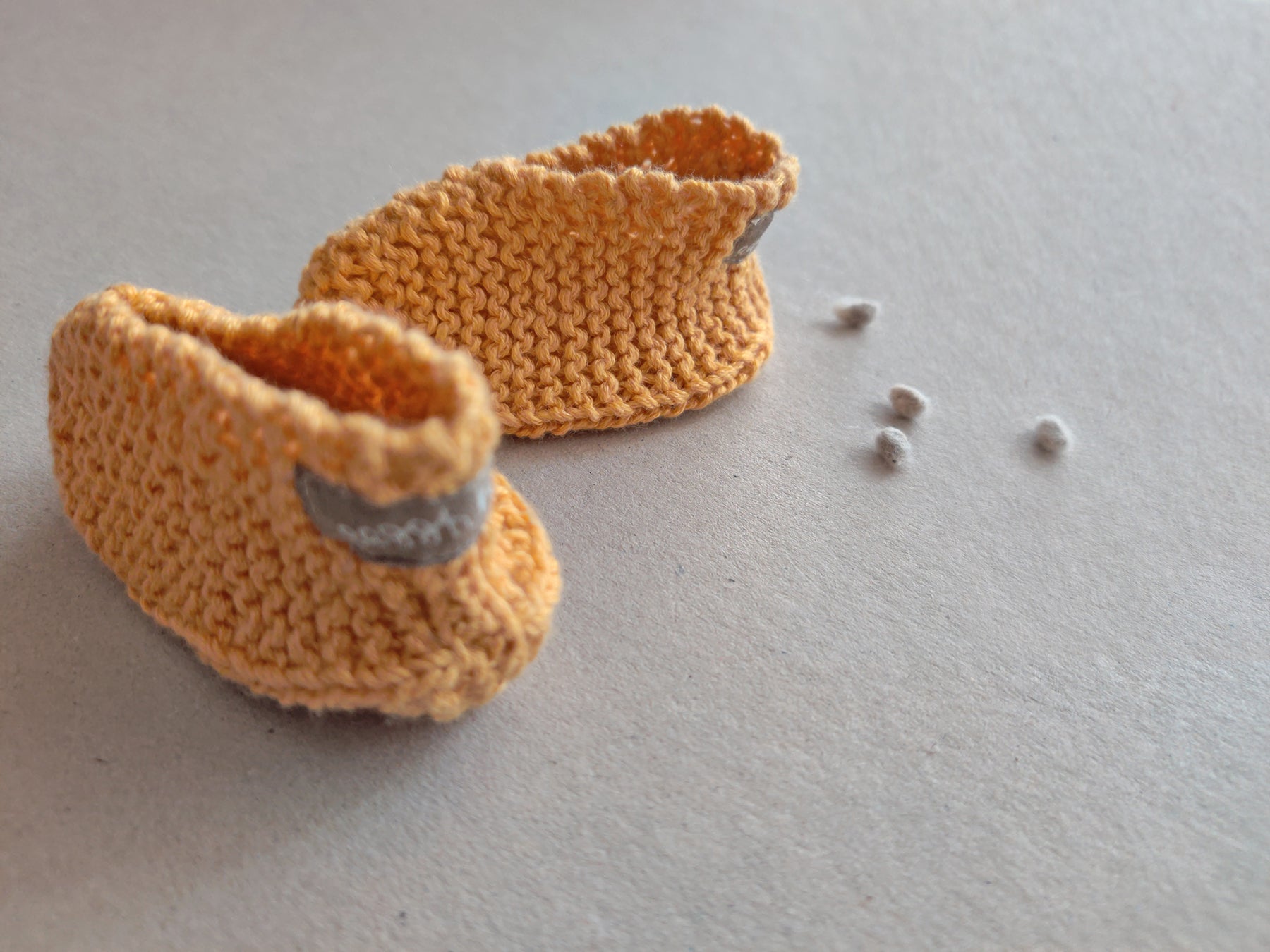 Vintage Baby Booties - Bamboo Linen - Yellow