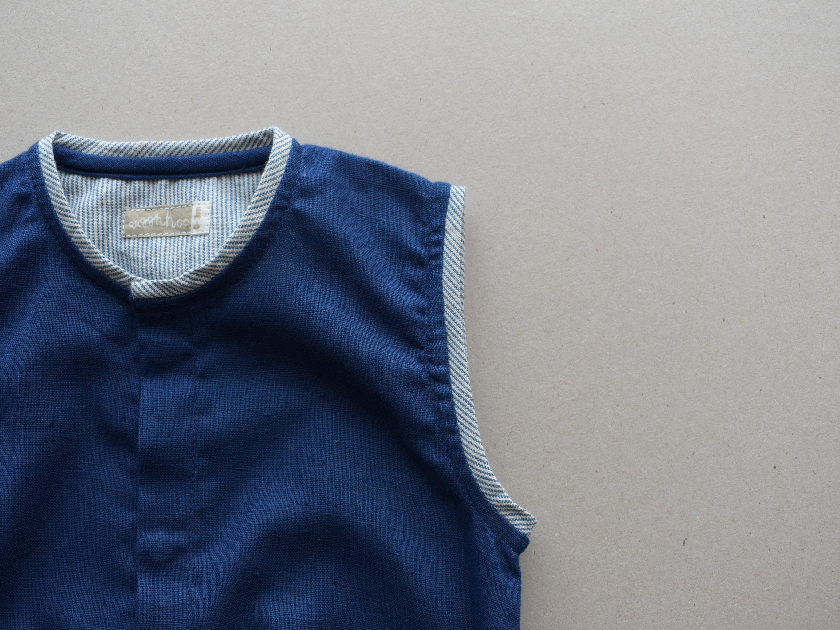 Neelsleevelessbabyonsie-2.jpg