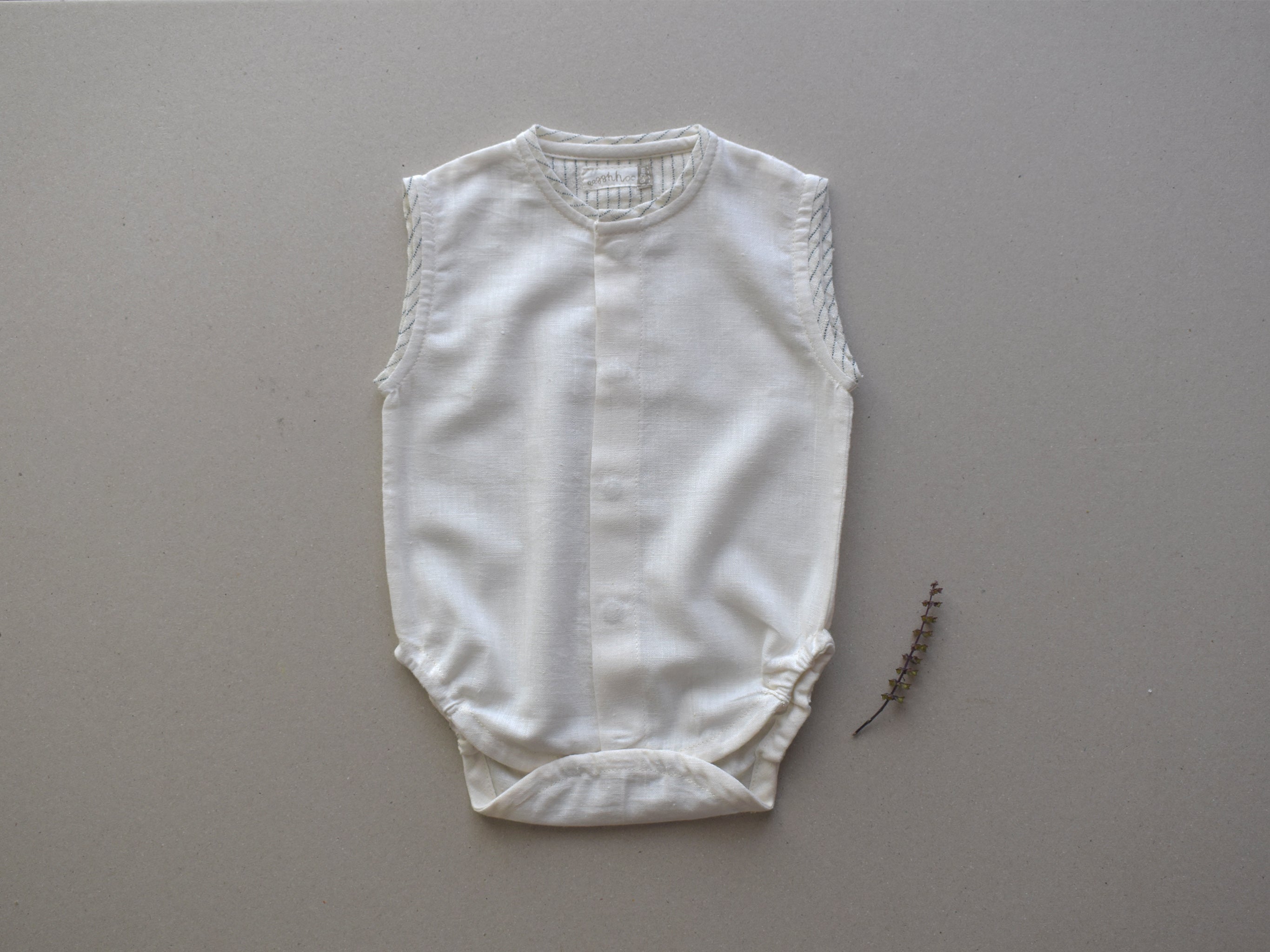 Shiroi Baby Onesie