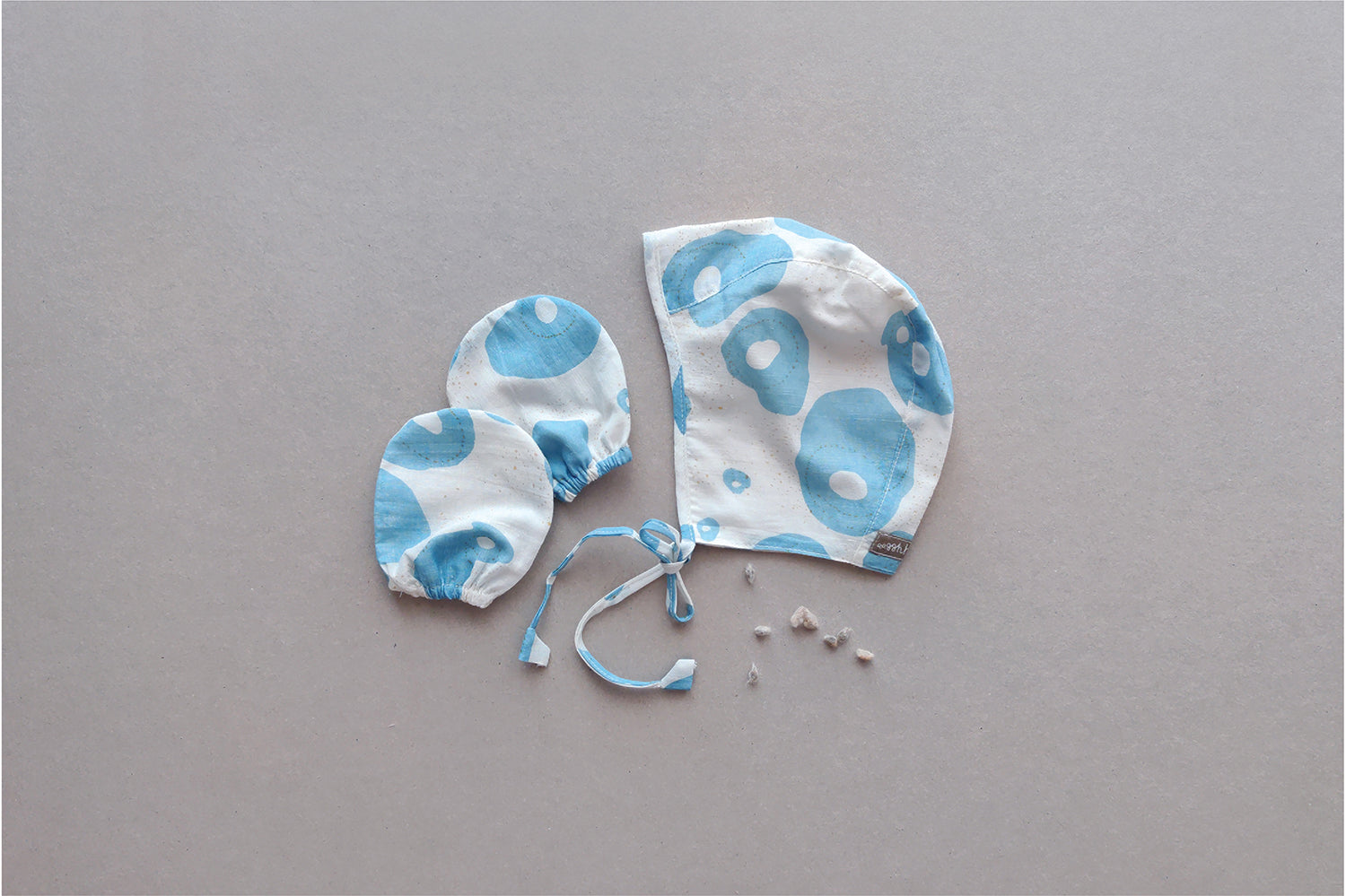 Flutter Blobs - Organic & Natural Dye - Newborn Baby Homecoming Gift Bundle - Set of 5